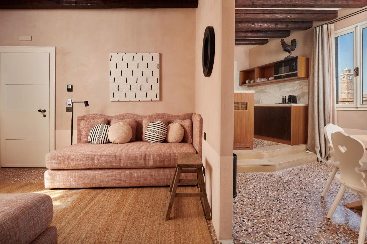 Palazzo Dell'Albero D'Oro Apartment Венеция Екстериор снимка