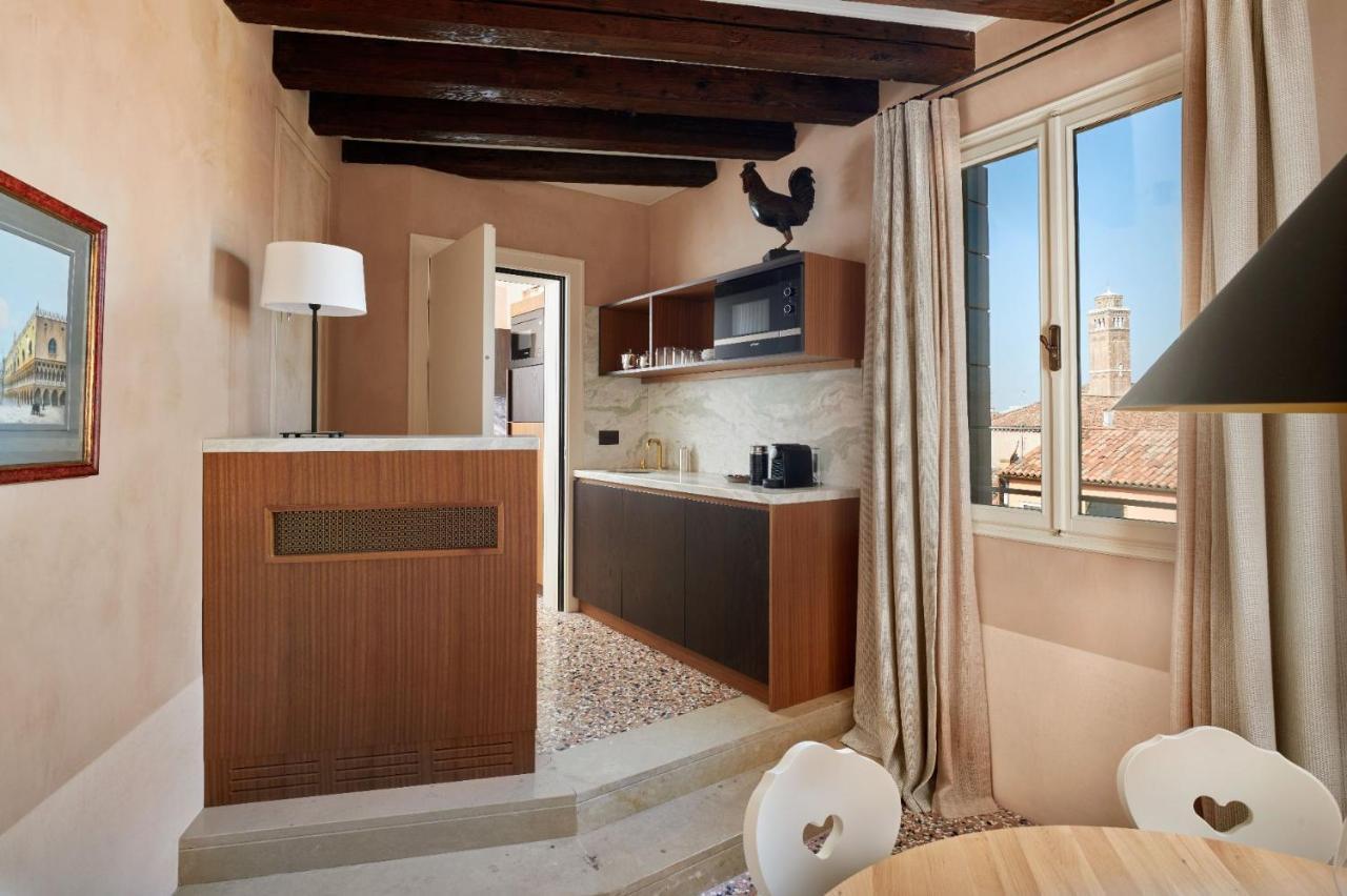 Palazzo Dell'Albero D'Oro Apartment Венеция Екстериор снимка