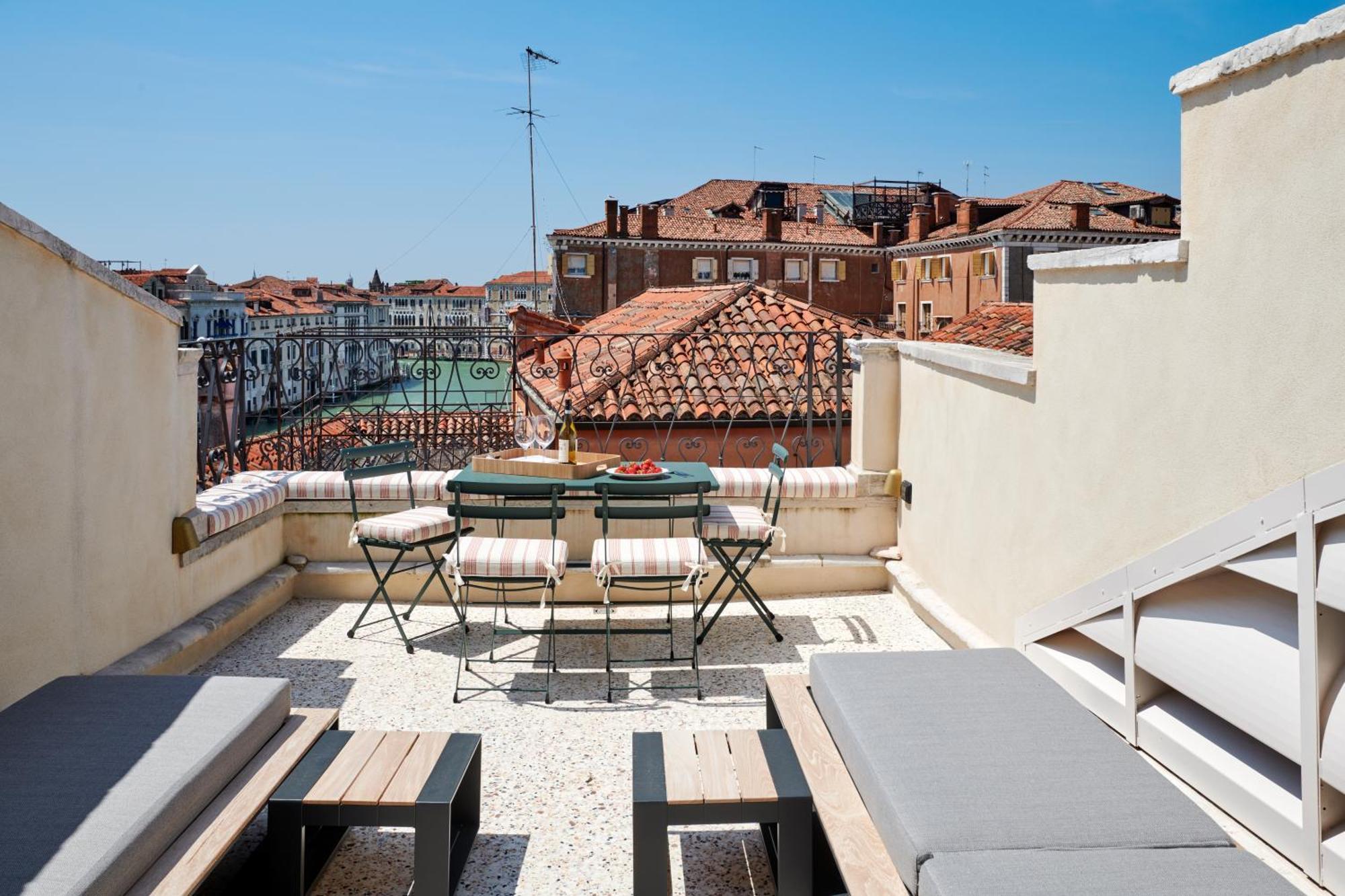 Palazzo Dell'Albero D'Oro Apartment Венеция Екстериор снимка