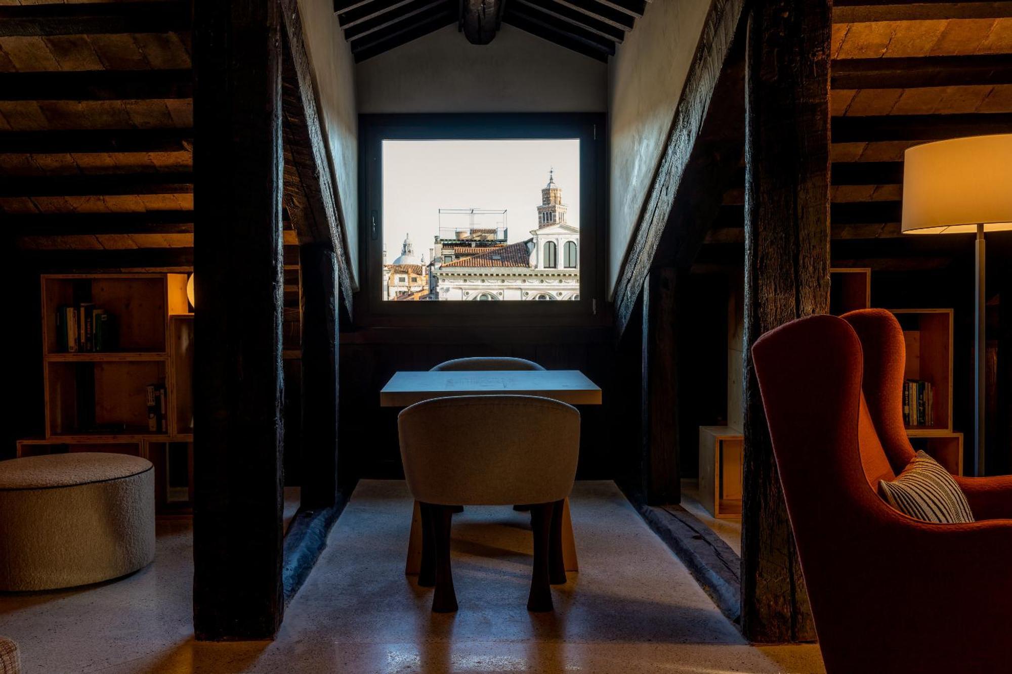 Palazzo Dell'Albero D'Oro Apartment Венеция Екстериор снимка